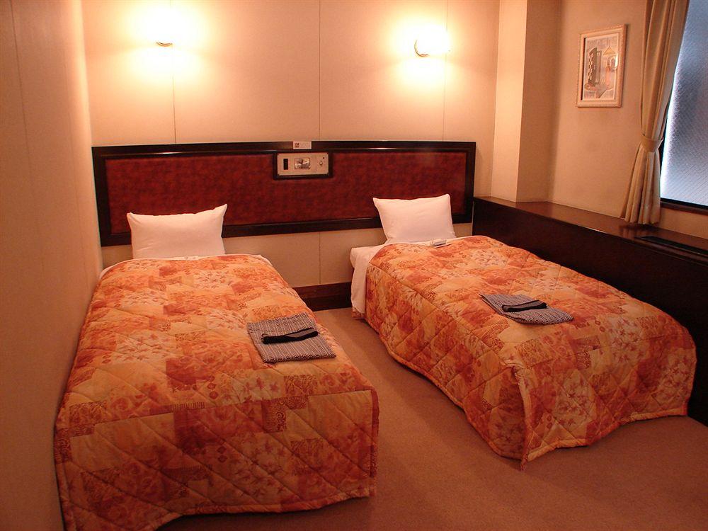 Hotel Himeji Plaza Екстер'єр фото